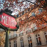 62 - Beautiful Triangle D- 100m From Champs-elysees París