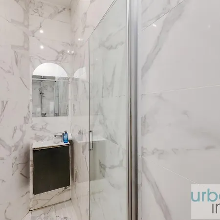 Apartamento 62 - Beautiful Triangle D- 100m From Champs-elysees Paris