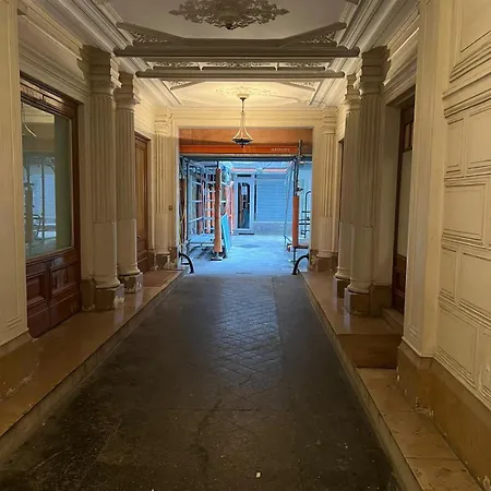 62 - Beautiful Triangle D- 100m From Champs-elysees Apartamento Paris