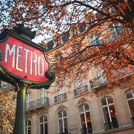 62 - Beautiful Triangle D- 100m From Champs-elysees Paris