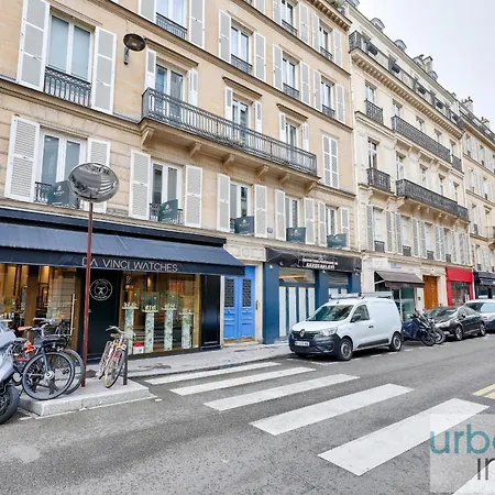 62 - Beautiful Triangle D- 100m From Champs-elysees Paris